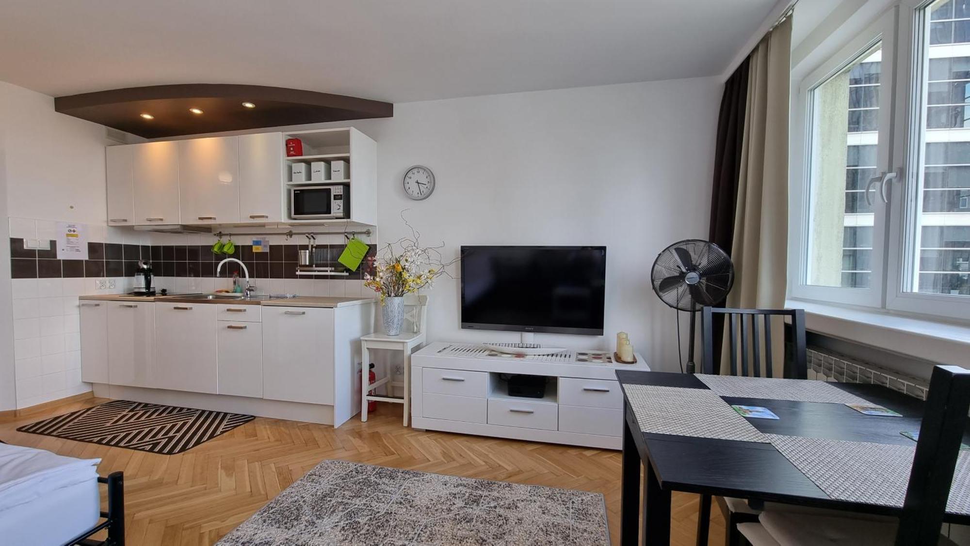Like Home Flat B Varsó Kültér fotó